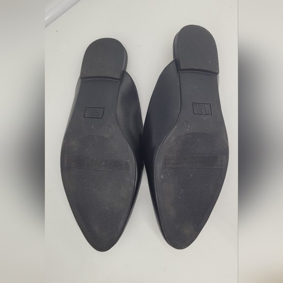 Womens sz 9 Time and Tru slip on black loafers - Picture 6 of 7